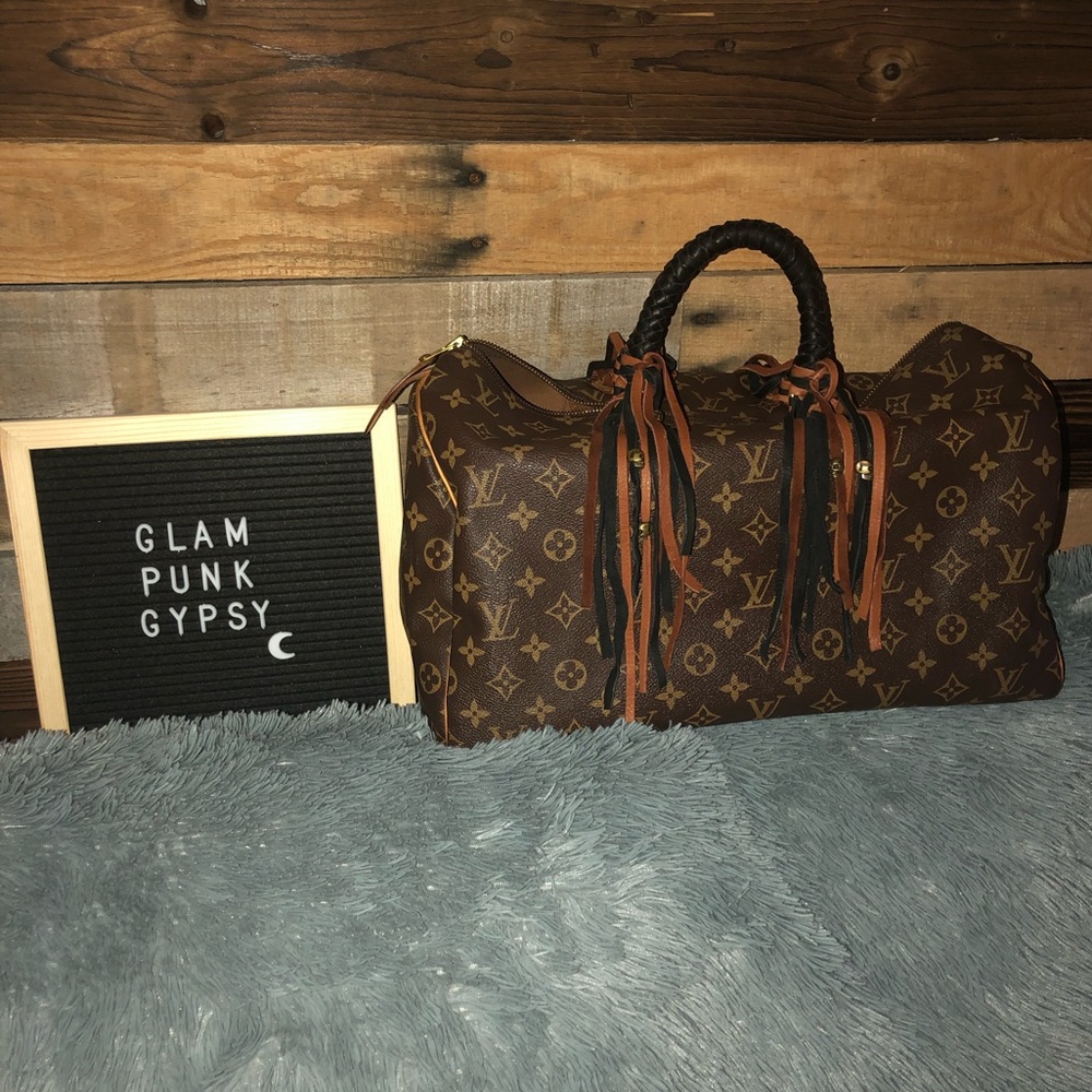 Louis Vuitton speedy 40 ****custom***